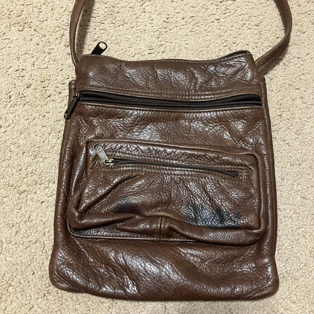 Mt Airy Leathers:‎ Handcrafted Vintage Brown Leather Crossbody Bag Purse